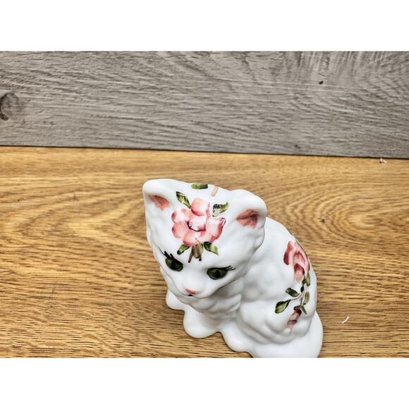 Mosser Glass Fluffy Kitty Cat 3” White Satin Hand-Painted Pink Roses Green Eye - Picture 6 of 10